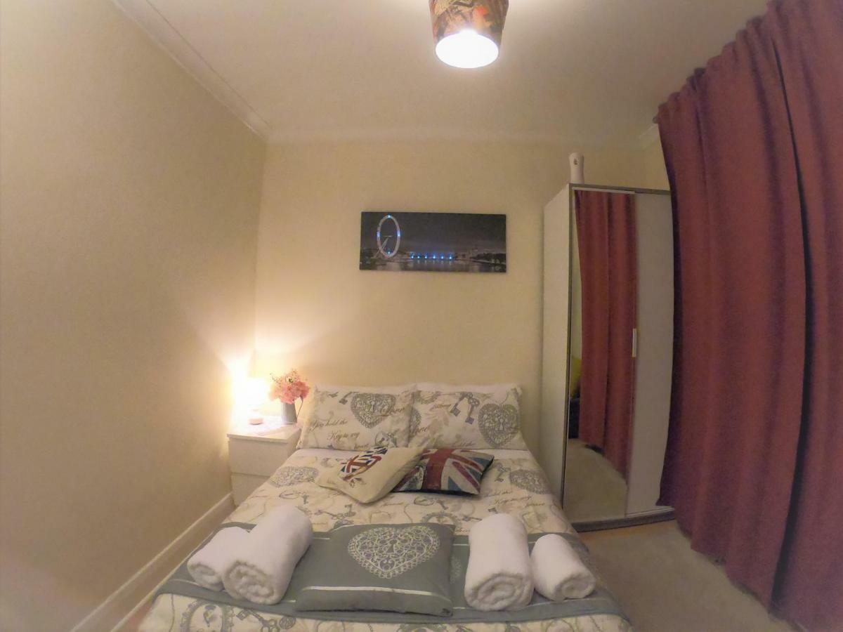Max Hotel Лондон Екстериор снимка
