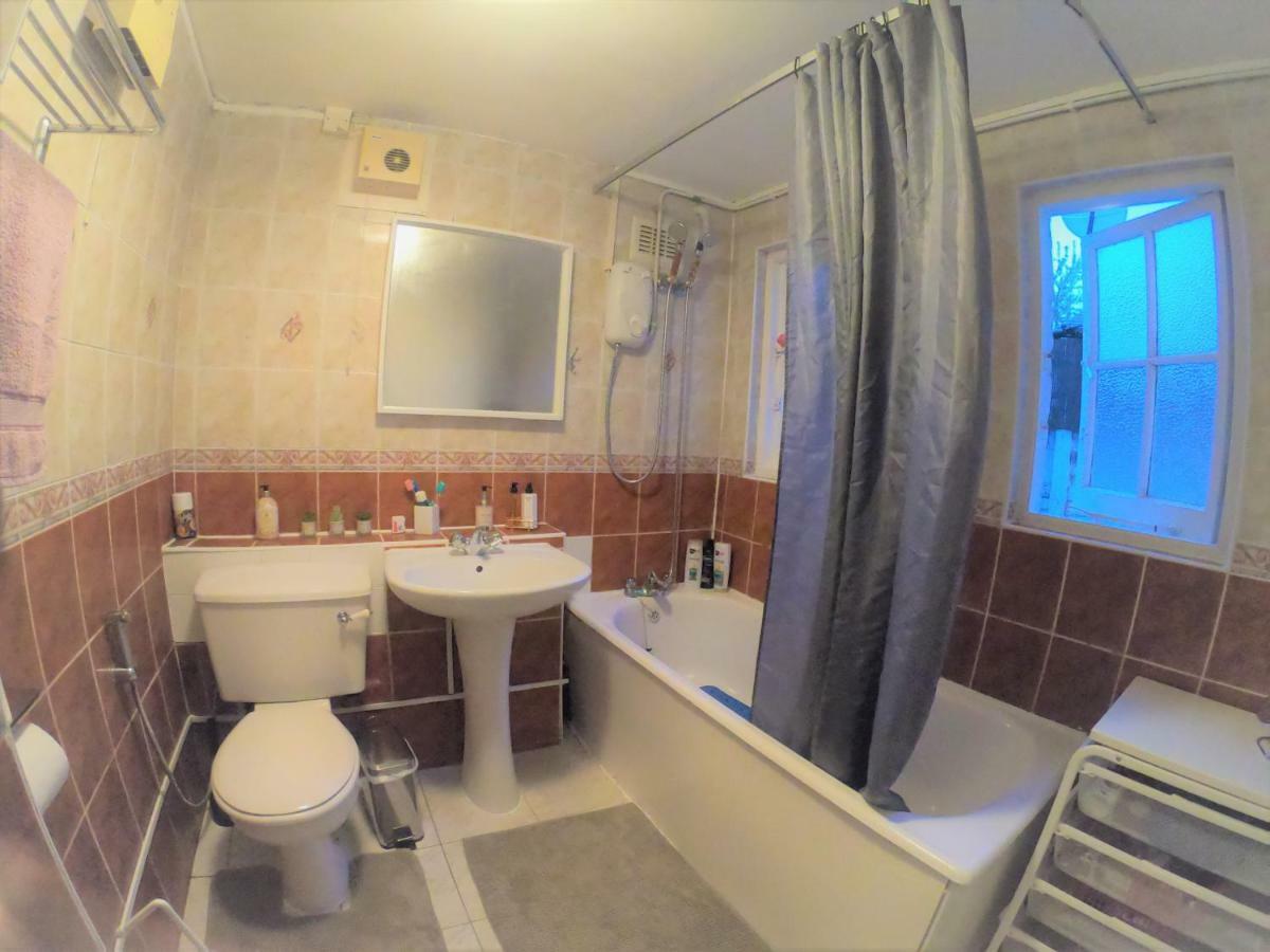 Max Hotel Лондон Екстериор снимка