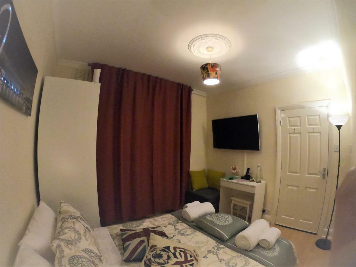 Max Hotel Лондон Екстериор снимка